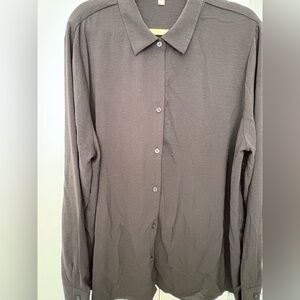 Black tunic button-down top